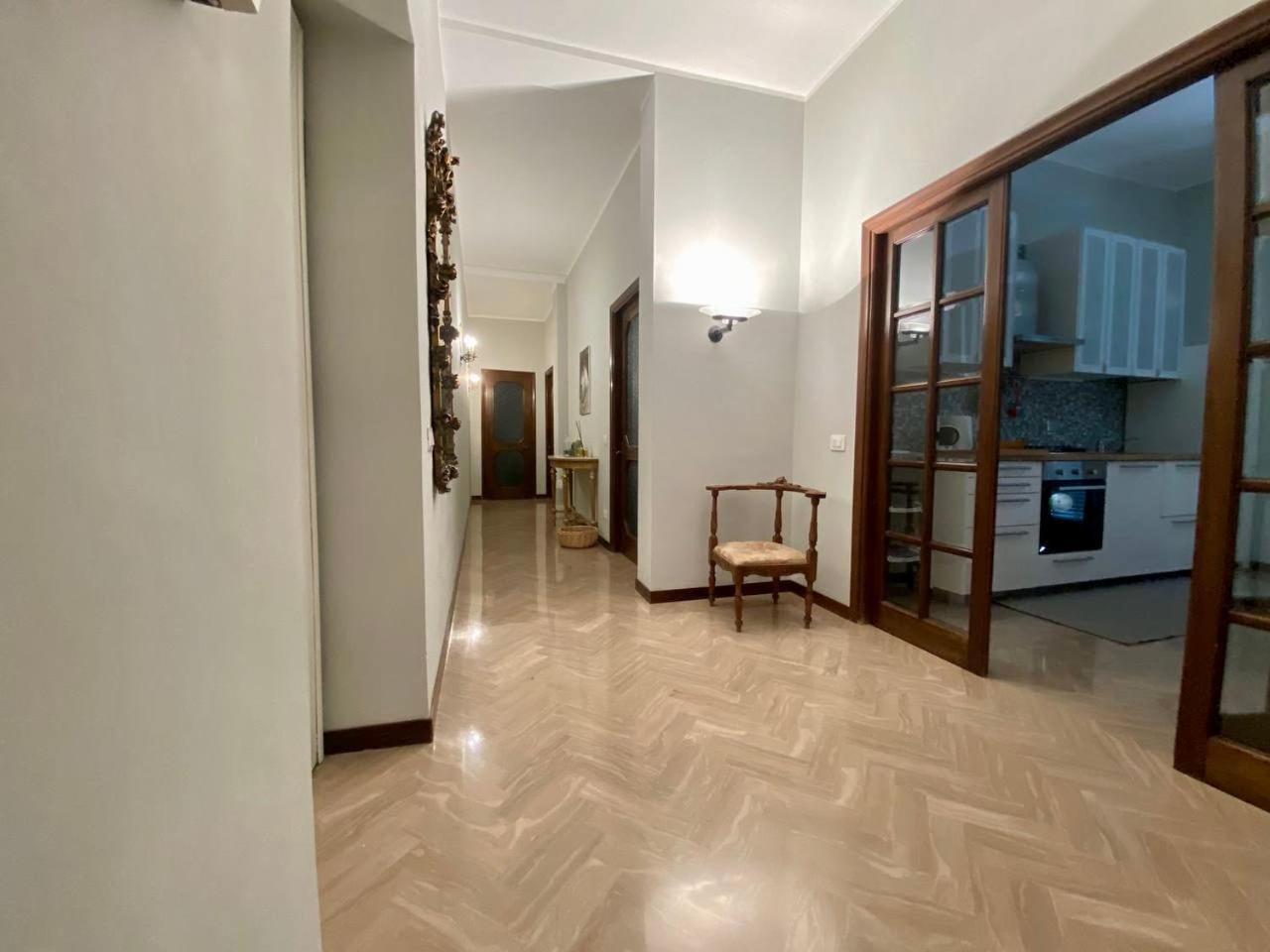 Apartamento Il Balcone Sul Teatro La Spezia Exterior foto