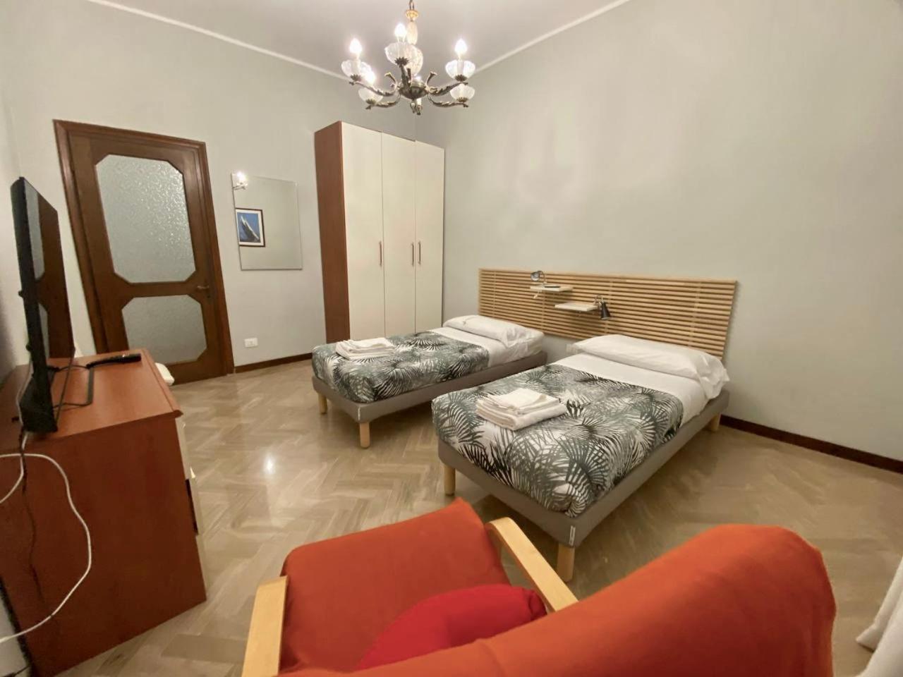 Apartamento Il Balcone Sul Teatro La Spezia Exterior foto